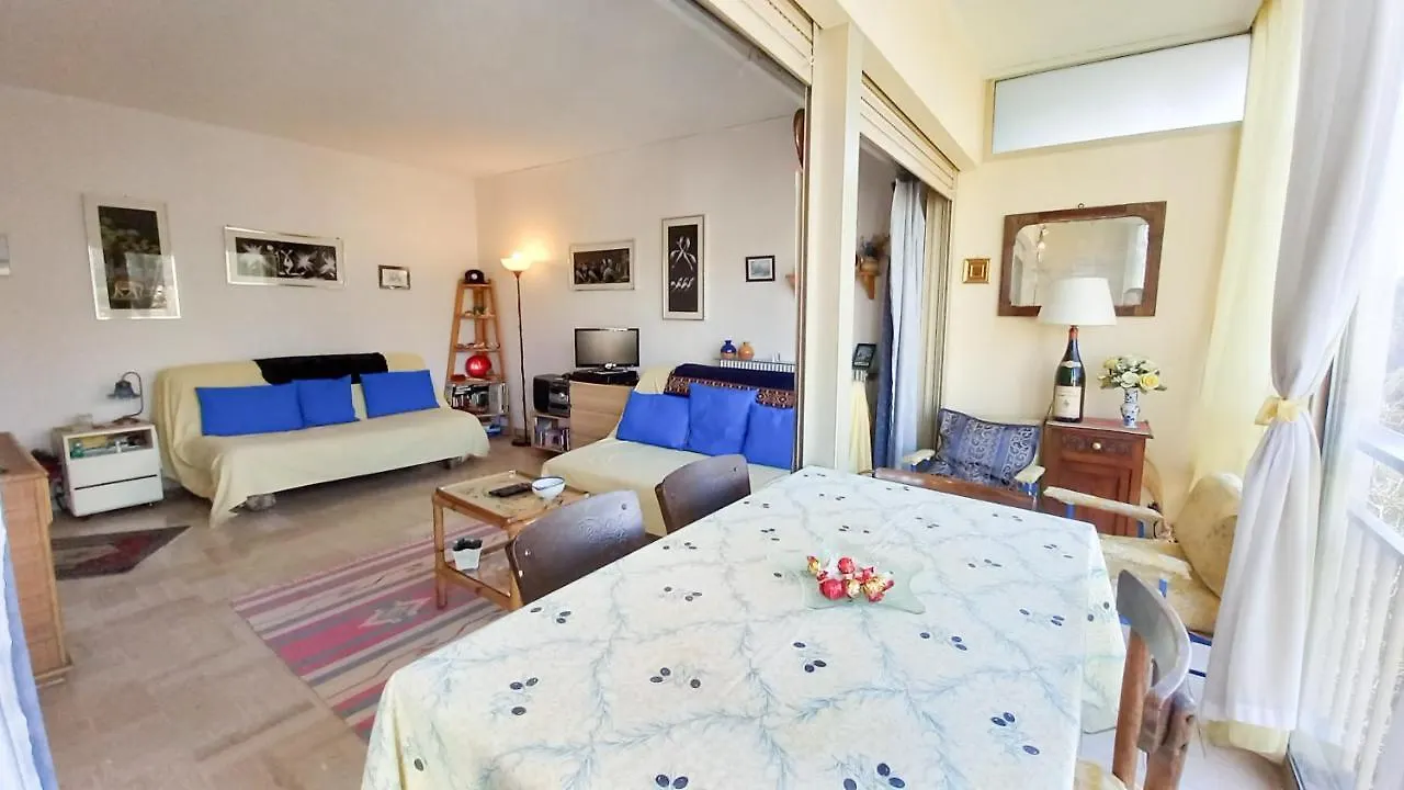 Trident D Apartment Cannes