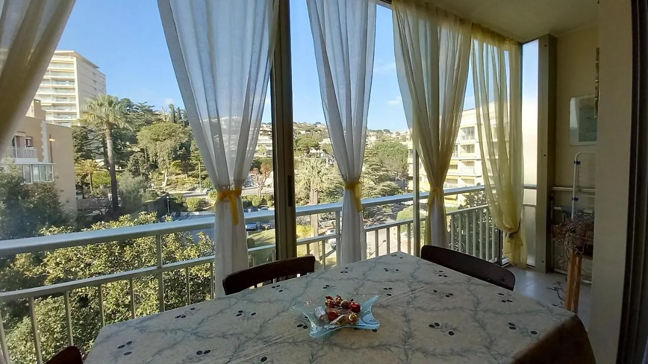 Trident D Apartment Cannes